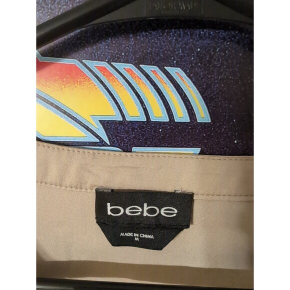 Bebe Tan Semi Sheer Henley Roll Tab Sleeve Blouse Size M Zip Pockets - Picture 3 of 7